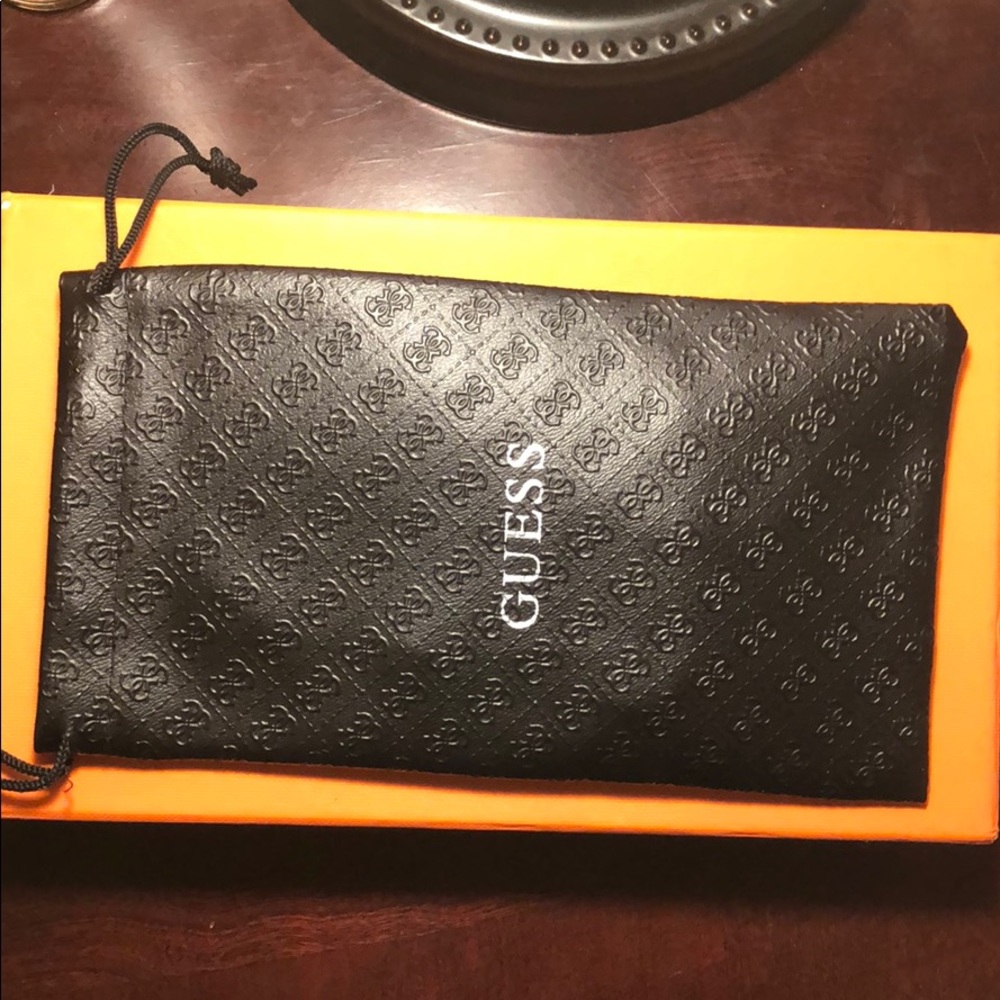 giess glass cover
